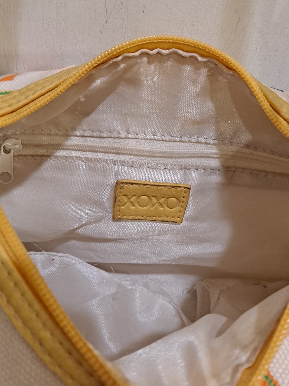 Y2K Vintage XOXO Multicolor Hearts XO Canvas Shoulder Bag Yellow Trim Grafitti - Picture 10 of 13